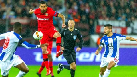 El Porto cayó ante Leverkusen con 'Tecatito' como titular