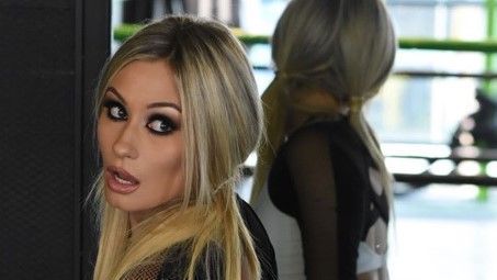 VIDEO: Issa Vegas pelirroja 😱 y haciendo twerking 🔥