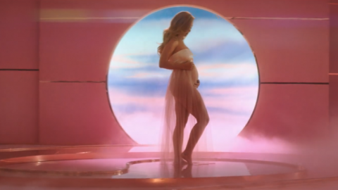 Katy Perry anuncia que está embarazada