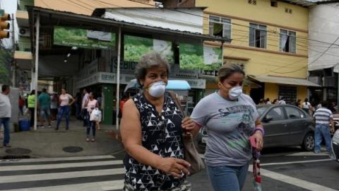 Ecuador confirma segundo foco de coronavirus y eleva a 14 los contagiados