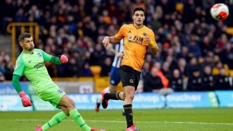 Raúl Jiménez se queda sin marcar en el empate del Wolverhampton