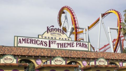 Knott's Berry Farm y Six Flags anuncian cierre temporal debido a Coronavirus