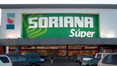 Mujer y dos hombres asaltan Soriana Súper en Otay