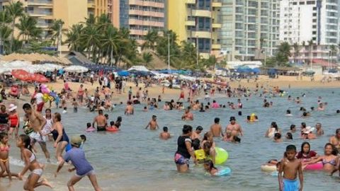 En pleno ''puente'', detectan primer caso de coronavirus en Acapulco