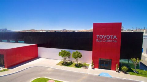 Toyota anuncia suspensión temporal de operaciones en sus plantas de Norteamérica