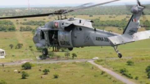 Cae helicóptero de la Marina en Veracruz; reportan un muerto