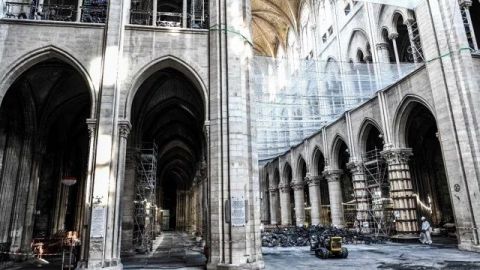 Intentan robar Notre Dame en plena cuarentena