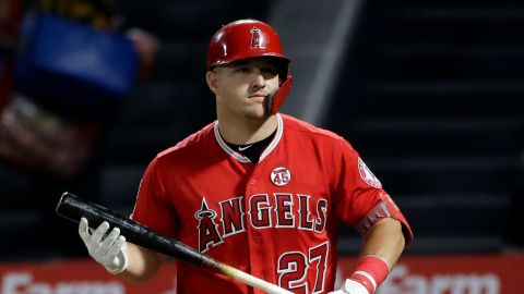 Trout, MLB envían mensaje de aliento a los fans