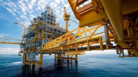 Petróleo mexicano cae 12%; es su segundo nivel más bajo desde 2002