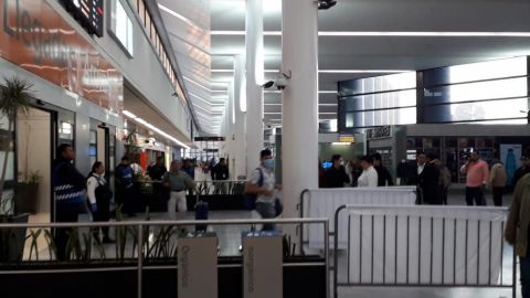 FOTOS: Aeropuerto de Tijuana luce vacío, le hicieron caso a AMLO