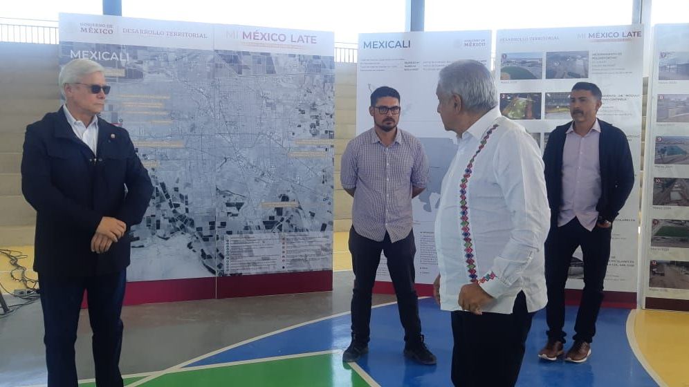 Supervisa López Obrador Obras En Mexicali