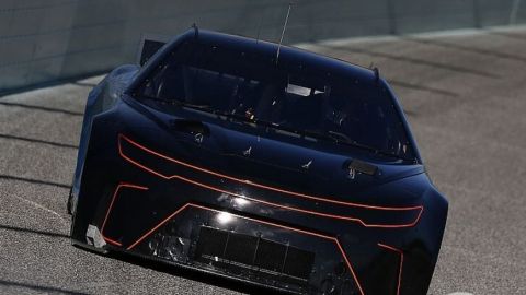 NASCAR demora para 2022 la llegada de su nuevo auto