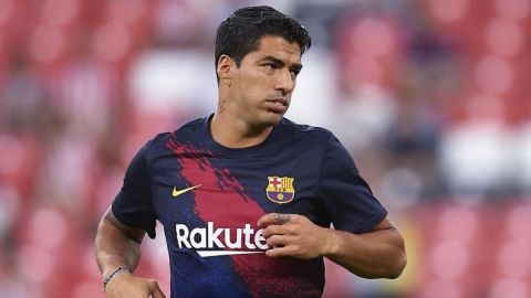 Luis Suárez expresa sentir ante las críticas al Barcelona