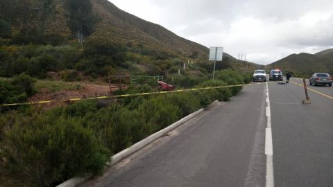 Encuentran cuerpo sin vida en la carretera Tecate- Ensenada