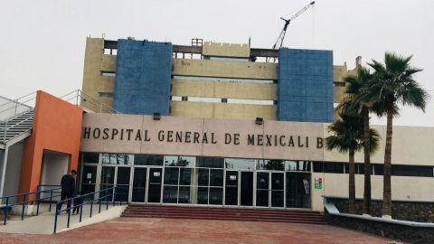 Operativo sanitario en calle de Hospital General de Mexicali