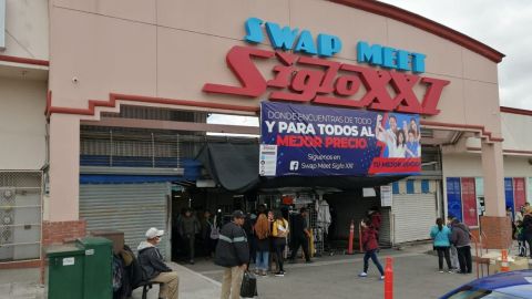 Autoridades de Tijuana cierran swap meet Siglo XXI, Las Carpas y otros