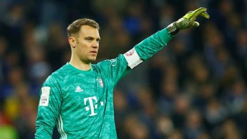 Neuer molesto por filtraciones sobre negociaciones con el Bayern