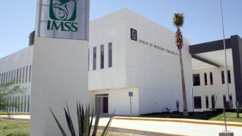 IMSS pide 5 mil millones de pesos, de las reservas, para insumos