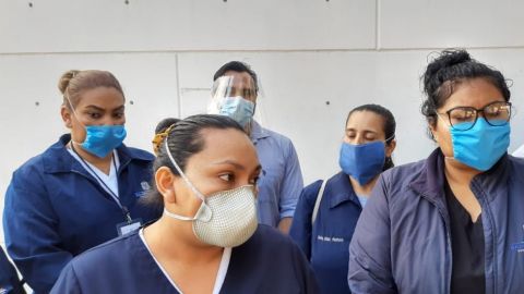 Denuncian médicos y enfermeras de UNEME despido injustificado