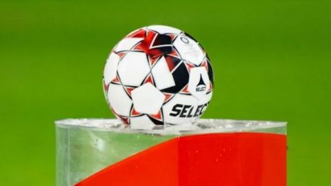 Virólogo propone que jugadores usen cubrebocas para reanudar futbol