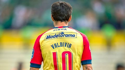 "Mago" Valdivia alaba al futbol mexicano