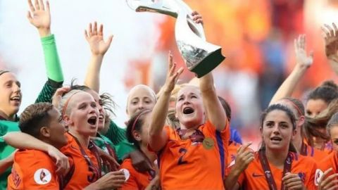 La UEFA aplaza la Eurocopa femenil hasta 2022