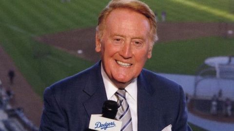 Hospitalizan al locutor Vin Scully tras sufrir caída