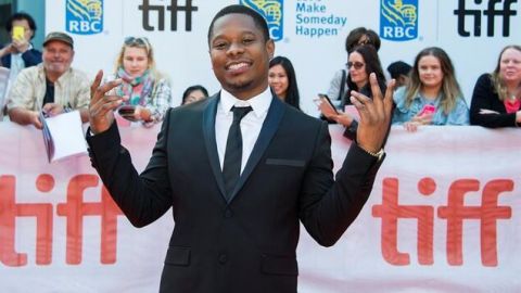 El actor Jason Mitchell es arrestado por viajar con un kilo de droga y armas