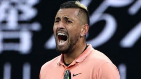 Tsitsipas desea feliz cumpleaños a Kyrgios con broma pasada