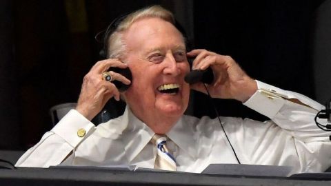 VIDEO: Vin Scully se recupera y manda mensaje a la afición