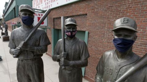 Equipos de Grandes Ligas ofrecen reembolsos de boletos