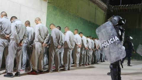 Se fugan en un túnel 12 internos del penal de Cieneguillas, Zacatecas