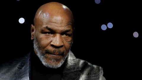 Lluvia de ofertas a Mike Tyson tras video manopleando que se hizo viral