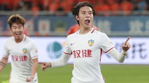 Equipos de fútbol reducirán paga a jugadores en China