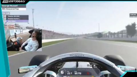 Esteban Gutiérrez sube al podio en el GP virtual de España