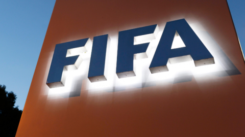 Fiscal suizo afronta juicio político por caso FIFA