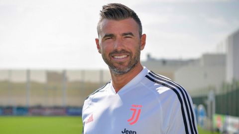 Barzagli deja al Juventus por razones familiares