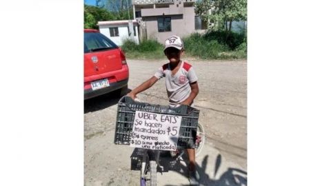 Niño se hace viral por hacer mandados a 5 pesos