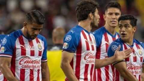 Jugador de Chivas da positivo por Covid-19