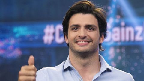 Carlos Sainz participará en carrera virtual a beneficio de Cruz Roja