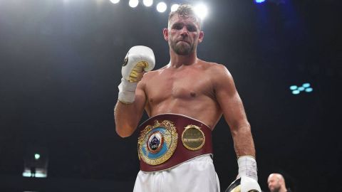 Saunders pide una oportunidad ante Saúl “Canelo” Álvarez