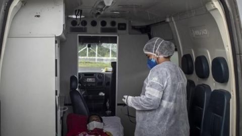 México rebasa las 8,000 muertes por coronavirus; rompe récord en muertes