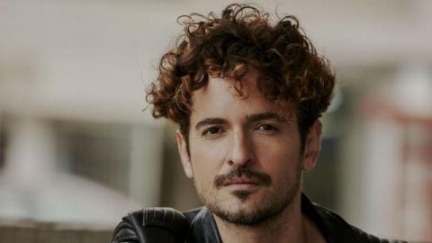 Tommy Torres manda su pack a maestra por error, tras enviar tarea de su hija