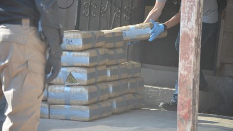 Decomisan 48 paquetes de marihuana