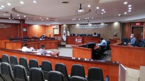 Avanza en comisión, eliminar a diputados de lista en BC