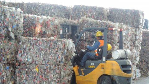 Se oponen sauzaleños a instalación de recicladora