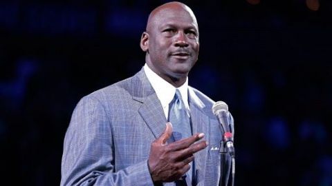 Michael Jordan: Estoy triste, frustrado por muerte de George Floyd