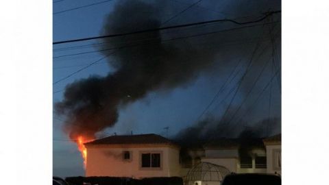 Incendio en Colinas del Mediterráneo, rescatan a menor