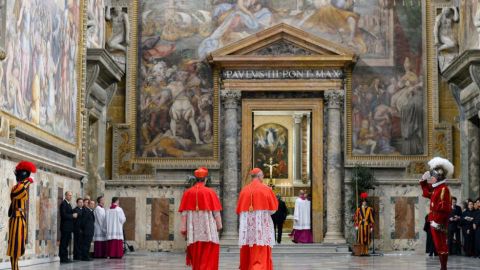 Anonymous ''expone'' casos de pederastia religiosa en el Vaticano