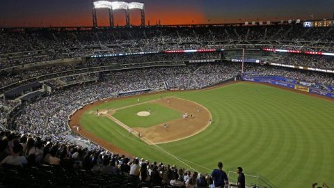 Añejas disputas salariales recrudecen en MLB